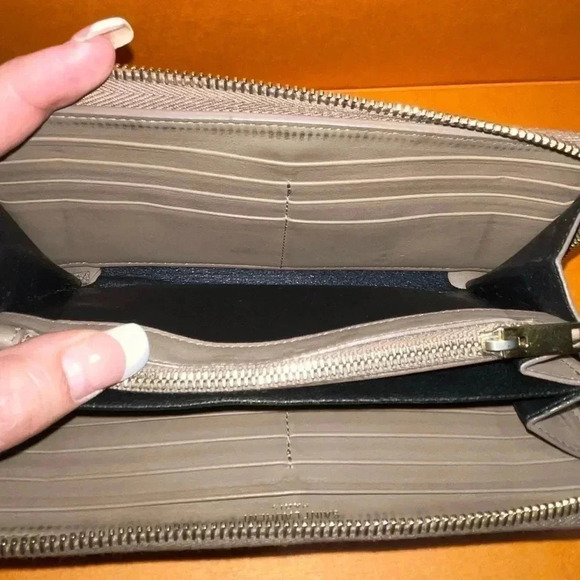 Ysl Zippy Wallet - Picture 7 of 14